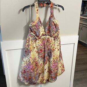 Gorgeous Vintage Tracy Reese New York Halter dress Size 8 Multi colored.